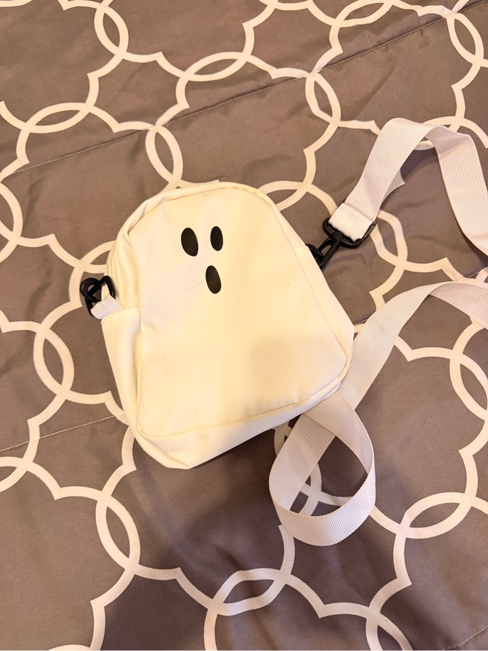 SHEIN White Ghost Crossbody Bag